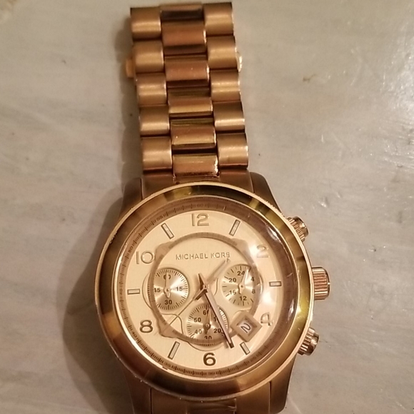 Michael kors Gold watch - Picture 5 of 9